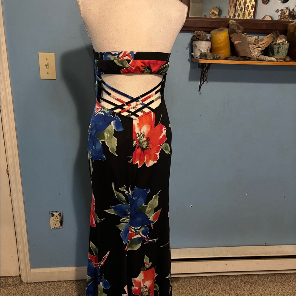 Venus, Strapless, Floral, Maxi Dress - Picture 5 of 7